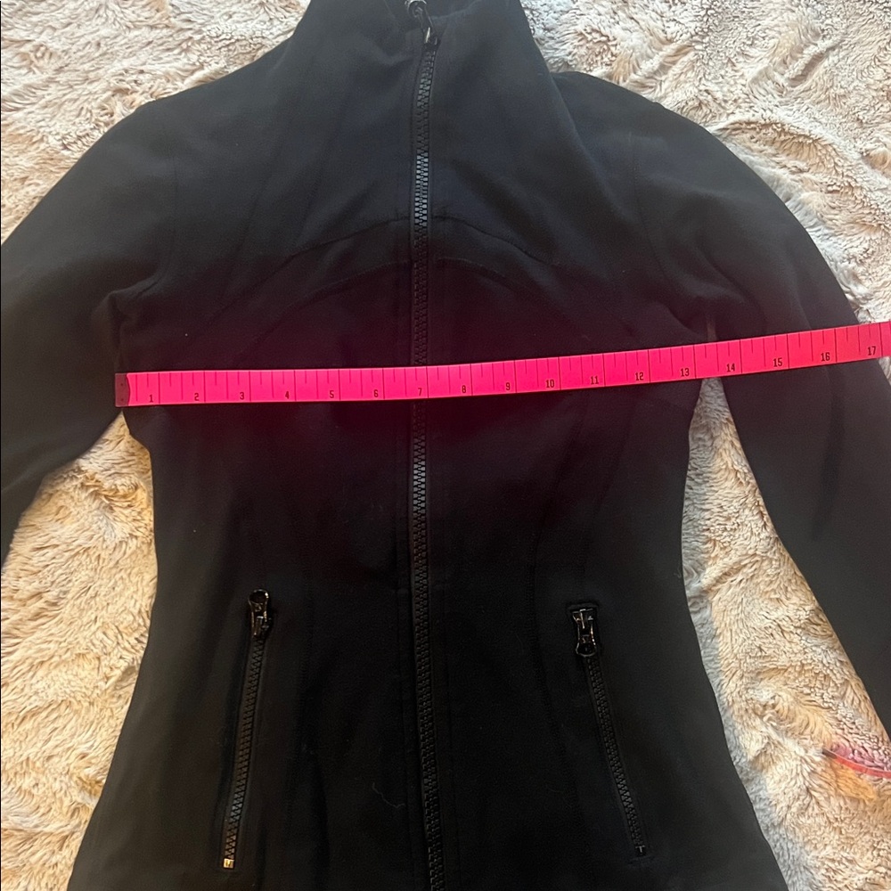 Lululemon Define Jacket - Picture 4 of 11